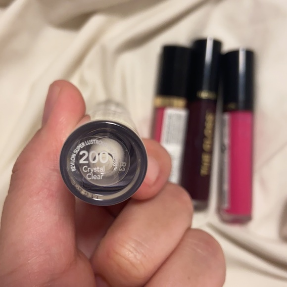 💄 REVLON Super Lustrous THE GLOSS - Picture 2 of 5